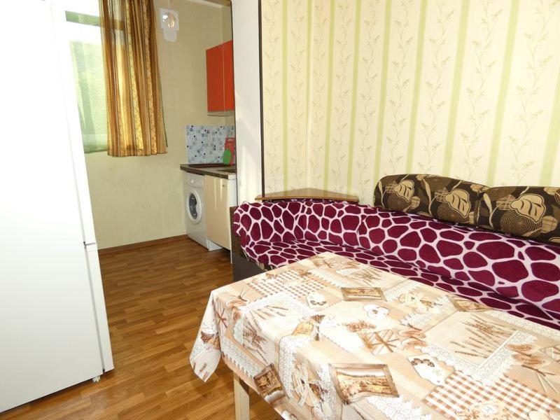 Ferienwohnung Квартира В Пицунде На Агрба 19 К1 Pizunda Exterior foto