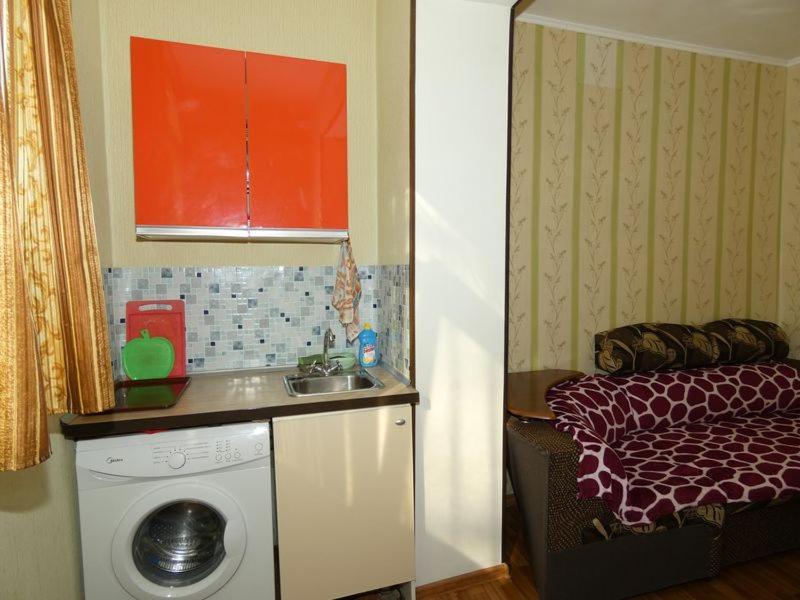 Ferienwohnung Квартира В Пицунде На Агрба 19 К1 Pizunda Exterior foto
